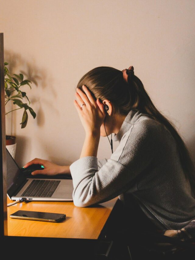 How Do I Clean My Laptop Keyboard? Practical Tips & Real-Life Stories